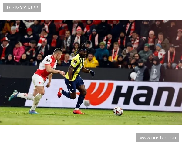 穆里尼奥战术分析：如何引领球队突破瓶颈，实现逆转胜利的策略探讨