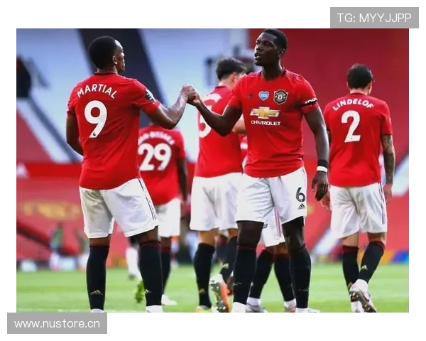 曼联更衣室矛盾再度曝光,稳定性面临考验,对赛季走势形成制约 曼联更衣室矛盾再度曝光,稳定性面临考验,对赛季走势形成制约